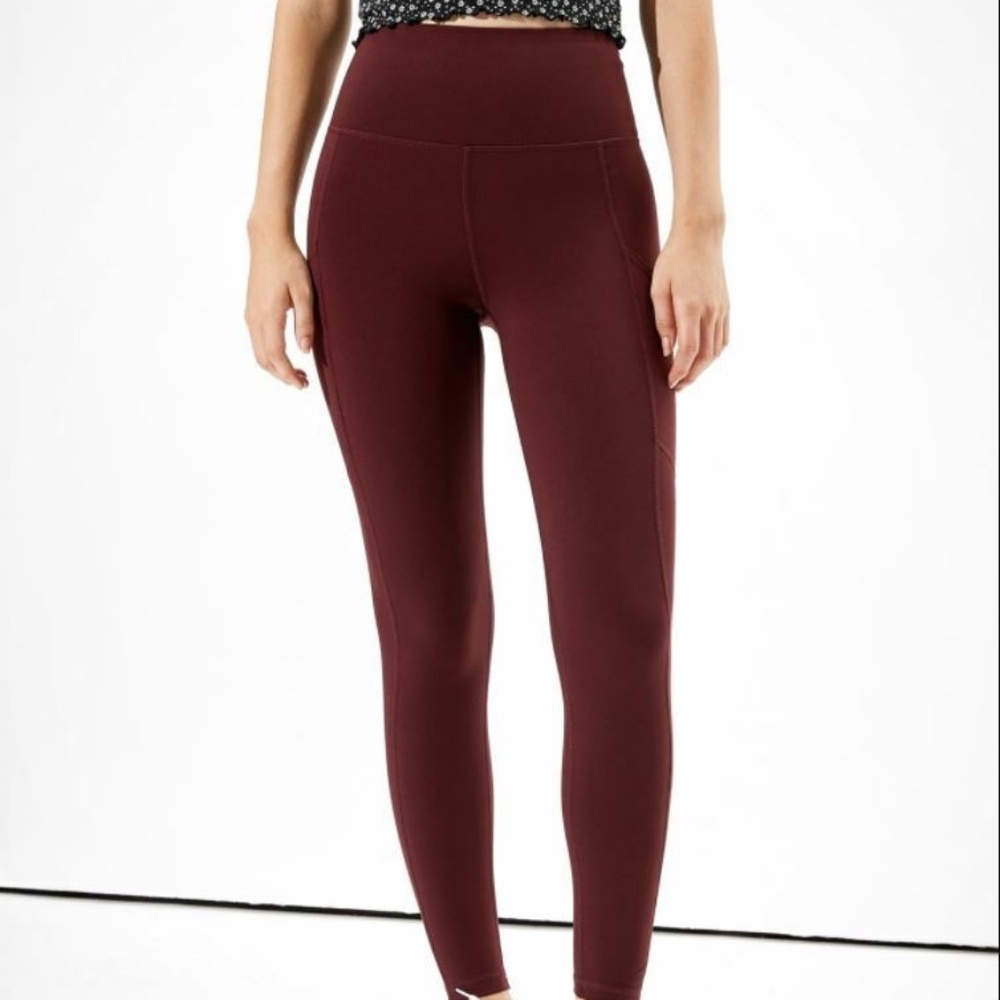Maroon American Eagle "The Everything Pocket Legging"